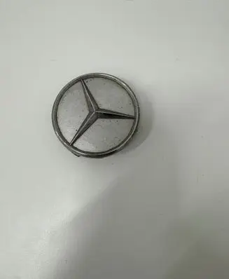 Mercedes-Benz A W169 Original wheel cap 2204000725
