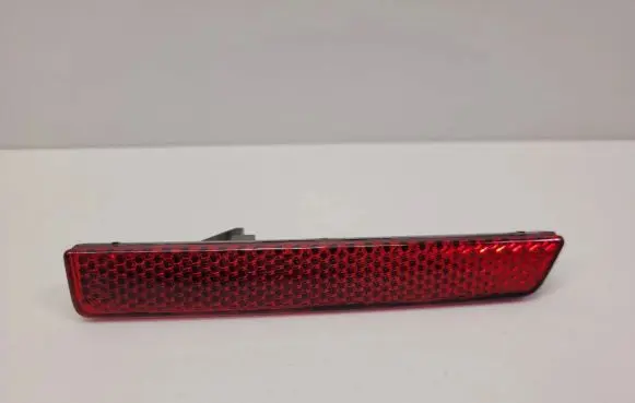 Rear tail light reflector