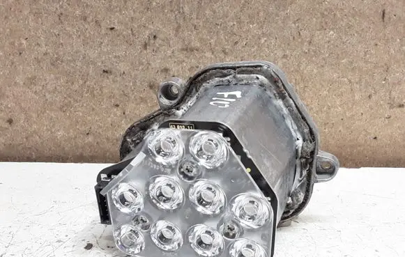 BMW 5 F10 F11 Front indicator light 17173902