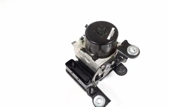 Volvo XC60 ABS Pump 30681619