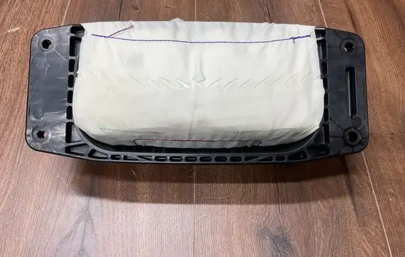Mercedes-Benz E W213 Passenger airbag A2138600202