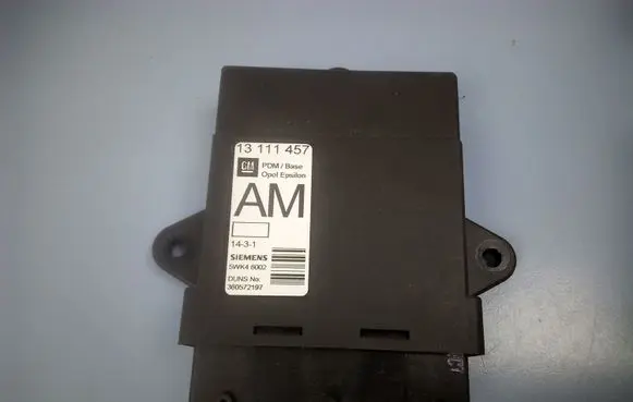 Opel Vectra C Door control unit/module 13111457 5WK46002