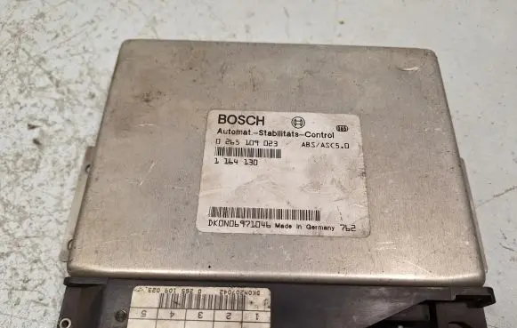 BMW 5 E39 ABS control unit/module 0265109023 1164130