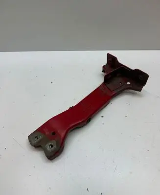 Audi A3 8Y Fender mounting bracket 8Y0821132 8Y0821338 02S21723