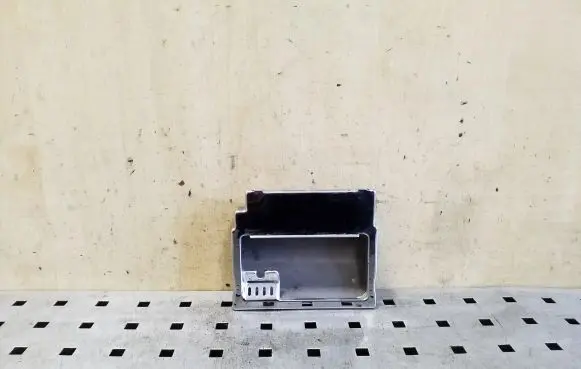 Ashtray (front)
