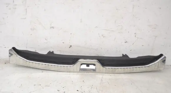 Volvo XC60 Parcel shelf load cover trim 