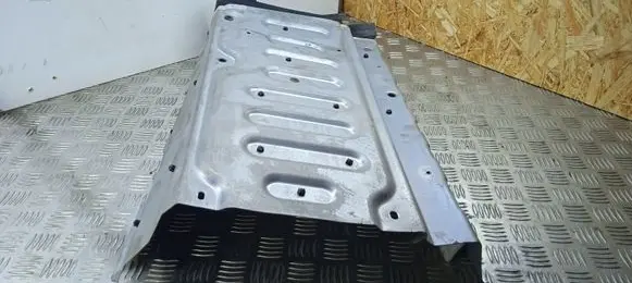 Mitsubishi Outlander Other body part