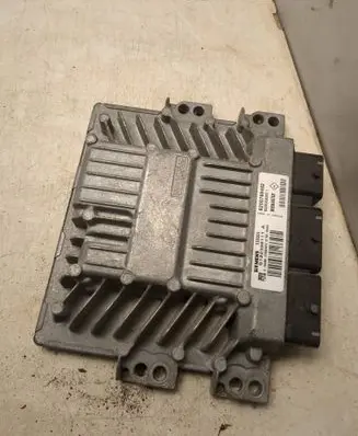 Opel Corsa D Engine control unit/module S122326111A 8200766462 8200592611