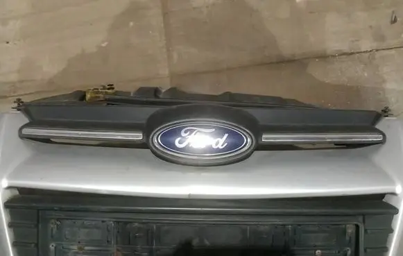 Ford Focus Front grill