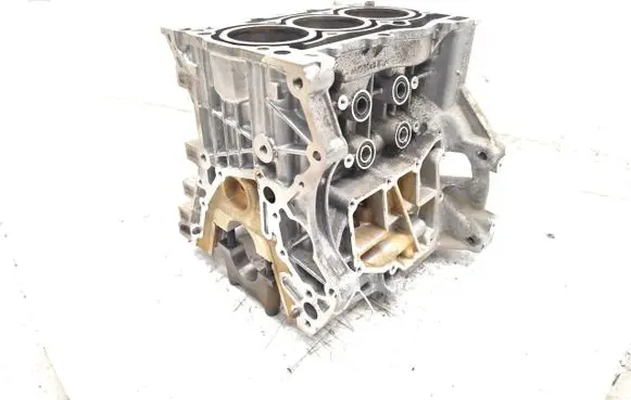 Volkswagen Polo V 6R Engine block CHZ CHZB