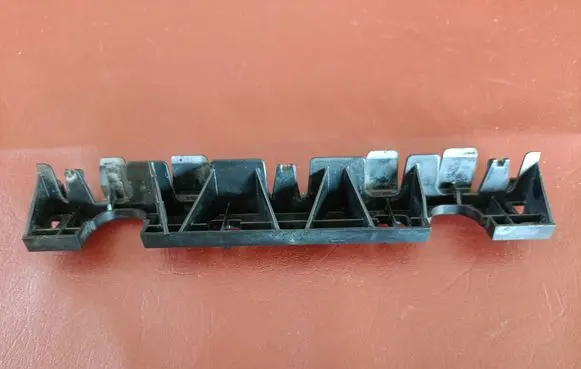Sill/side skirt trim