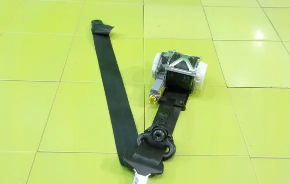 Ford Fiesta Front seatbelt C1BBA61295AC BEZPIECZENSTWA