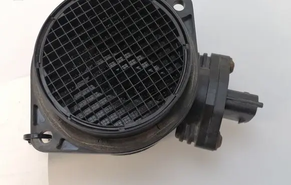 Cadillac CTS Mass air flow meter 0280218121 55350433