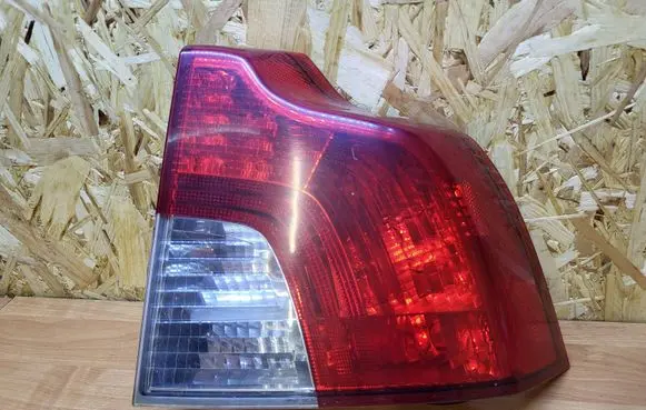 Volvo S40 Rear/tail lights 31214608
