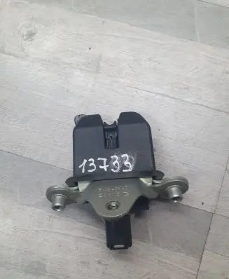 Skoda Octavia Mk2 (1Z) Tailgate/trunk/boot lock/catch/latch 1Z5827501E BN3CZ
