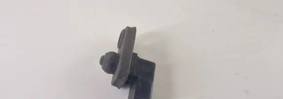 Mitsubishi L200 Front door sensor 