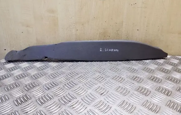Nissan Qashqai Fender foam support/seal 