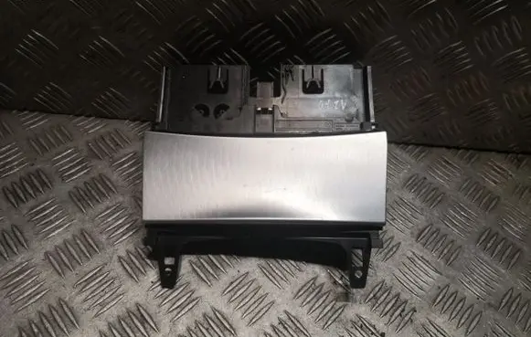 Mercedes-Benz E A207 Car ashtray 2046801350 A2046801350