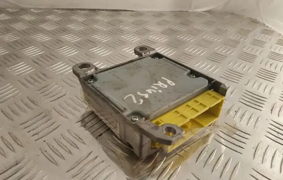 Toyota Prius (XW20) Airbag control unit/module 8917047390 1523006951