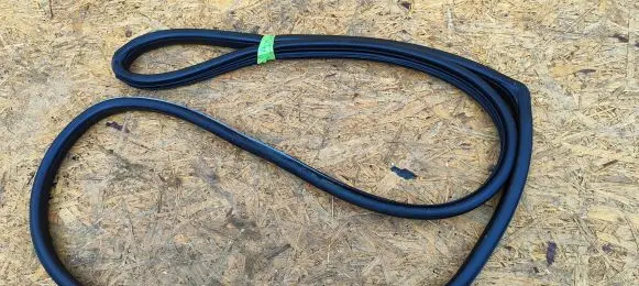 Mazda 6 Rubber seal rear door 