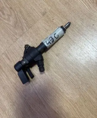 Mazda 2 Fuel injector
