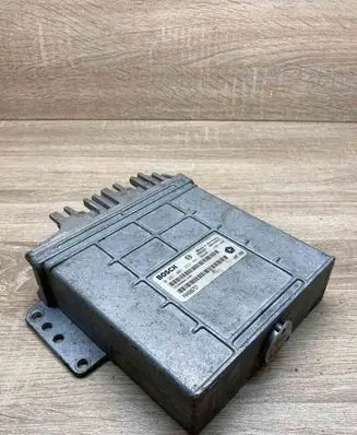 Chrysler Voyager Engine control unit/module ECU P04686757 0281001333