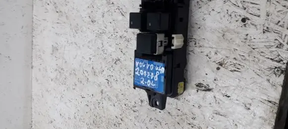 Volvo S40, V40 Fuse module