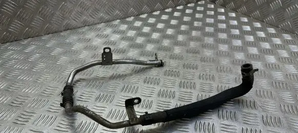 Mercedes-Benz C W205 Engine coolant pipe/hose A2742001751