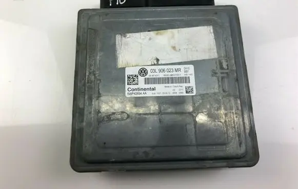 Volkswagen Golf VI Other control units/modules 03L906023MR