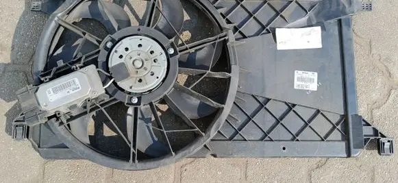 Ford Focus C-MAX Air conditioning (A/C) fan (condenser) 