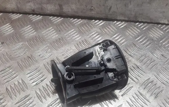 Volkswagen Caddy Dash center air vent grill 2K0819703B