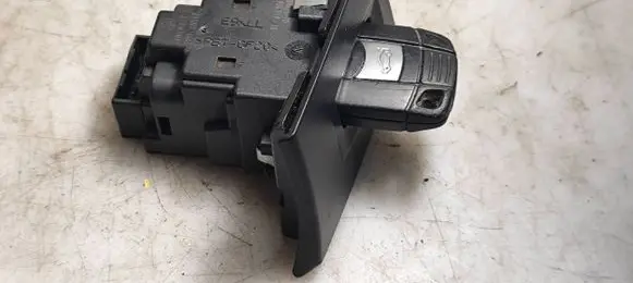 BMW 3 E90 E91 Ignition lock 6954719 10862510