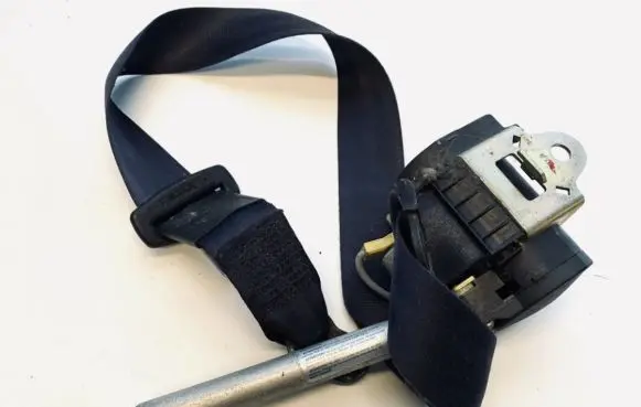 Audi A6 S6 C5 4B Front seatbelt 4b0857705d