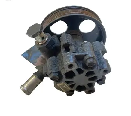 Opel Insignia A Power steering pump 55563329