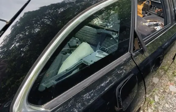 Peugeot 508 Rear side window