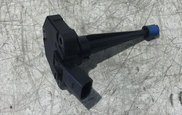 Volkswagen Transporter - Caravelle T5 Oil level sensor 01368006 42056011