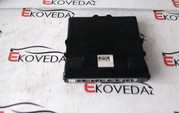 Lexus CT 200H Engine control unit/module ECU 8968176080