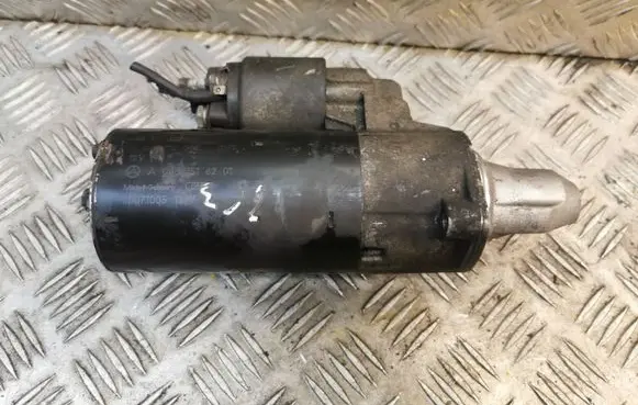 Mercedes-Benz CLS C219 Starter motor 0061516201