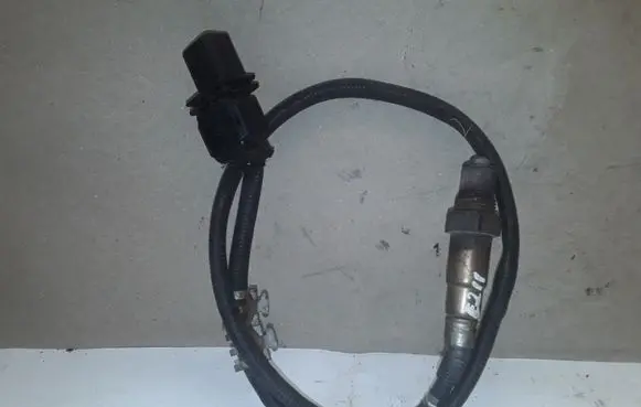 Mercedes-Benz E W211 Lambda probe sensor 0015427118