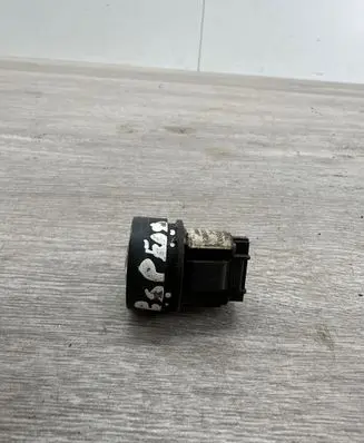 Engine start stop button switch