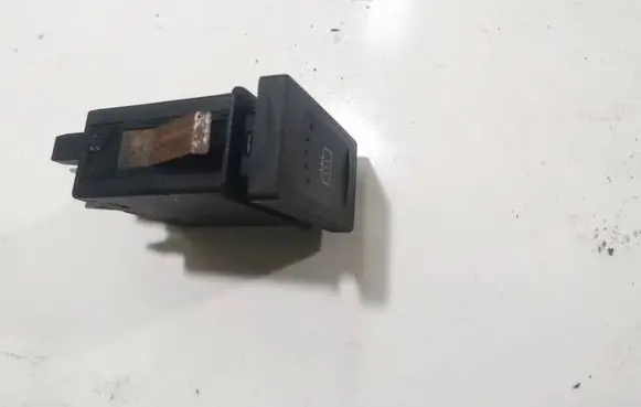 Volkswagen PASSAT B5 Windscreen/window heater switch 3B0959621C