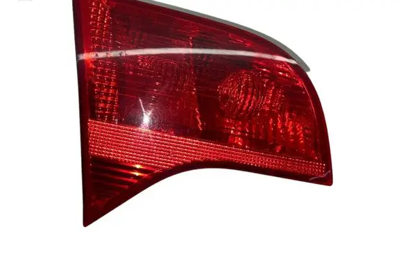 Audi A4 S4 B7 8E 8H Tailgate rear/tail lights 8E9945093 484501 ULO749001