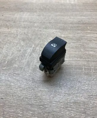Renault Laguna I Electric window control switch 28082 220510