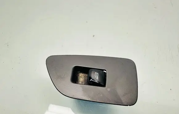 Volvo V90 Cross Country Electric window control switch 31376458 18W062