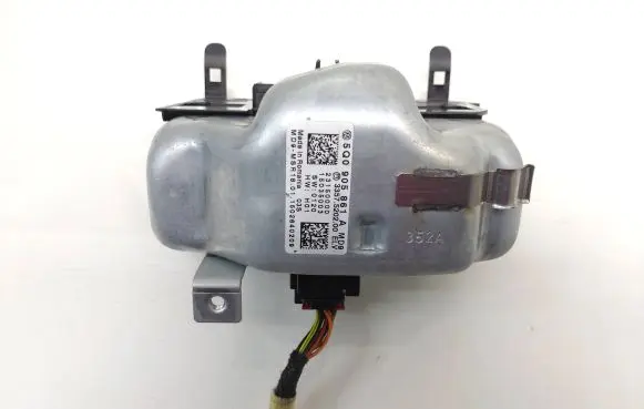Skoda Fabia Mk3 (NJ) Steering wheel lock 5Q0905861A