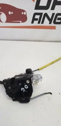 Audi A6 S6 C6 4F Front door lock 4F0839016