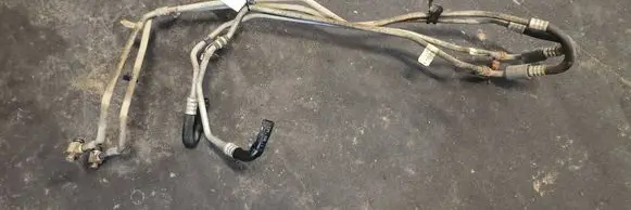 Gearbox oil cooler pipe/hose