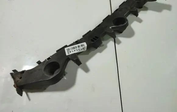 Mazda 6 Front bumper mounting bracket 