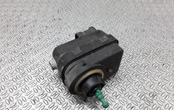 Renault Laguna II Headlight level adjustment motor R7700840141