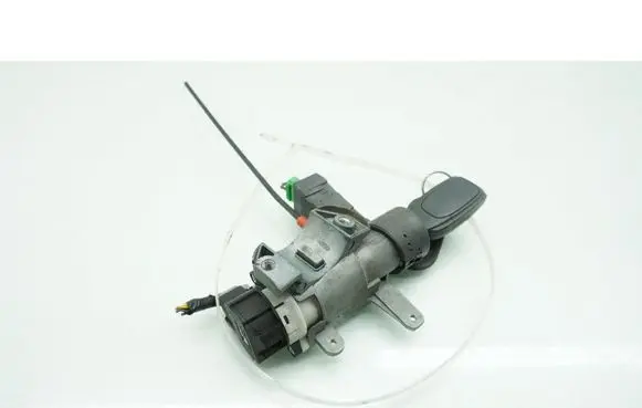 Volvo XC90 Ignition lock MMAUTKO18111